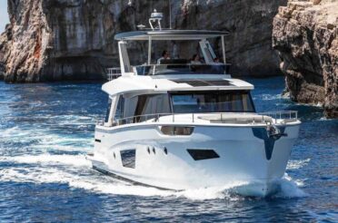 GREENLINE 58 FLY HYBRID: Дев’ятнадцять Метрів Розкоші та Тиші